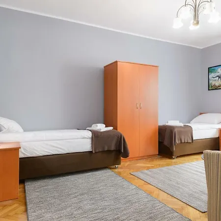 Zielony 5 Przy Mtp * Poznań